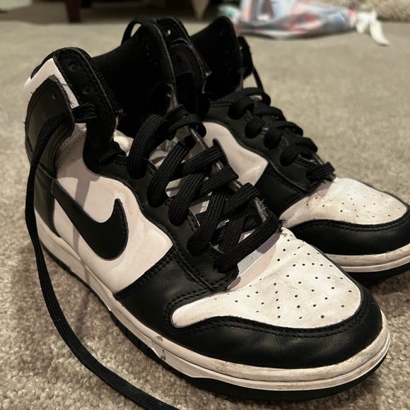 Nike Dunk High Pandas - Picture 1 of 4
